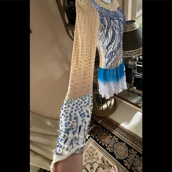 Competition Leotard/Ice skating Dance Dress Swarovski Rhinestones/sequined - Picture 11 of 15
